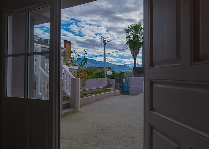 Proche Sanctuaires - Confort Premium - Parking Facile ルルド