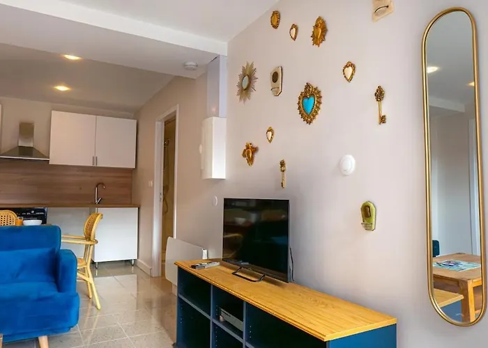 Apartment Proche Sanctuaires - Confort Premium - Parking Facile *