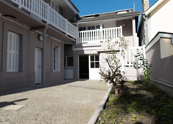 アパート Proche Sanctuaires - Confort Premium - Parking Facile *