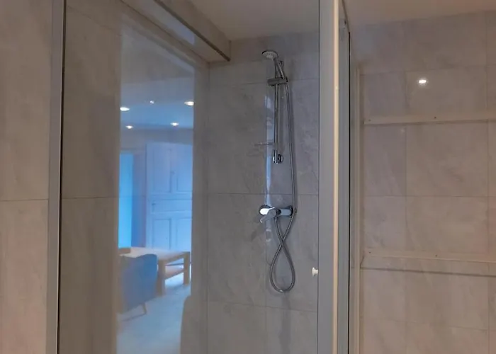 Proche Sanctuaires - Confort Premium - Parking Facile ルルド